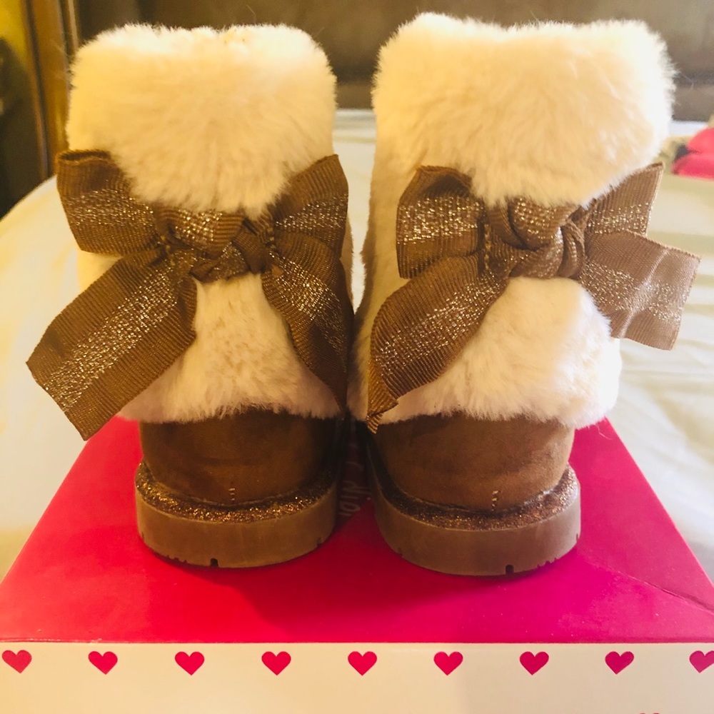 NIB Little Girl’s Boots